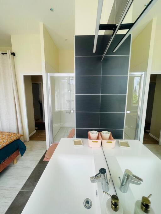 Emplacement Ideal Confort Et Tranquillite *